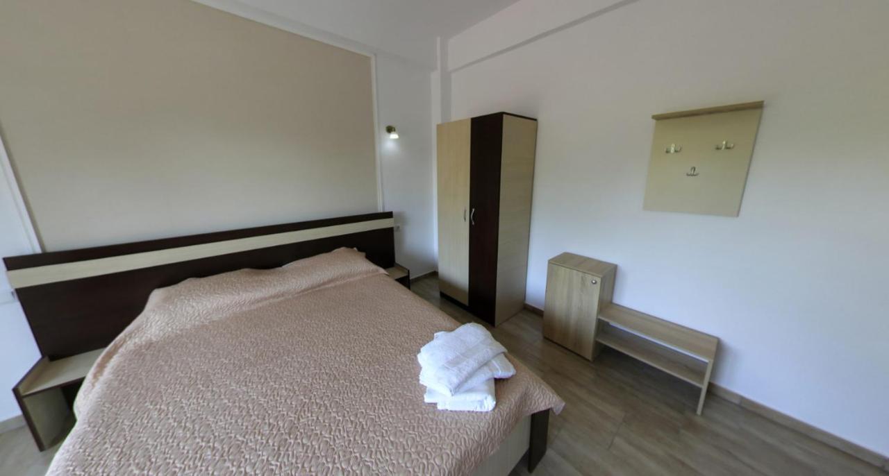 Guest house Leul *